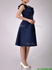 Beautiful V Neck Navy Blue Empire Dama Dress with Cap Sleeves