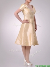 Hot Sale V Neck Champagne Tea Length Dama Dress with Short Sleeves