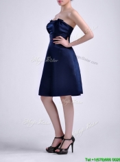 Luxurious Strapless Zipper Up Ruched Dama Dress in Navy Blue