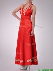 Modest Column Halter Top Backless Red Dama Dress with Appliques