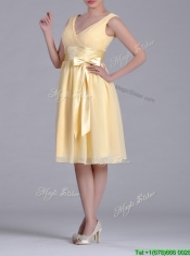 New Arrivals V Neck Bowknot Chiffon Short Prom Dress in Yellow