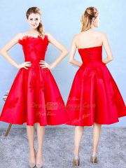 Customized Sleeveless Lace Up Knee Length Appliques and Ruffles Dama Dress for Quinceanera