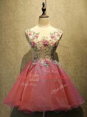 Organza Scoop Sleeveless Lace Up Embroidery Prom Gown in Coral Red