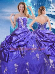 Modern Floor Length Zipper Quince Ball Gowns Purple for Military Ball and Sweet 16 and Quinceanera with Appliques and Pick Ups