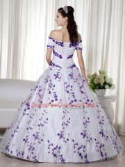 White Ball Gowns Organza Off The Shoulder Short Sleeves Embroidery Floor Length Lace Up Vestidos de Quinceanera