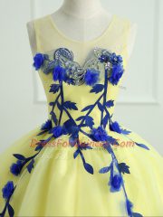 Custom Made Floor Length Light Yellow Quince Ball Gowns Scoop Sleeveless Lace Up