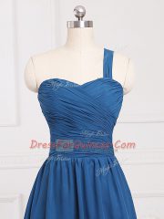 Stylish Blue Chiffon Zipper Dama Dress for Quinceanera Sleeveless Mini Length Ruching