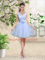 Modern Lavender A-line V-neck Sleeveless Tulle Knee Length Lace Up Lace and Belt Court Dresses for Sweet 16