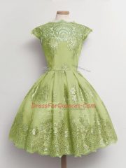 Knee Length Lace Up Quinceanera Court Dresses Yellow Green for Prom and Party and Wedding Party with Lace