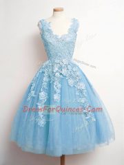 Sleeveless Tulle Knee Length Lace Up Quinceanera Dama Dress in Baby Blue with Lace