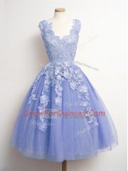 Sexy V-neck Sleeveless Quinceanera Court of Honor Dress Knee Length Appliques Lavender Tulle