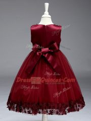 Sleeveless Tulle Tea Length Zipper Little Girls Pageant Dress Wholesale in Burgundy with Appliques and Bowknot