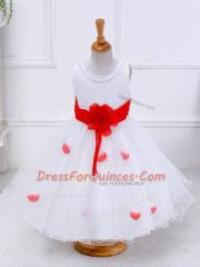 Tea Length White Little Girls Pageant Gowns Tulle Sleeveless Hand Made Flower