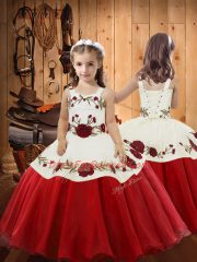 Exquisite Wine Red Halter Top Lace Up Embroidery Quinceanera Gowns Sleeveless