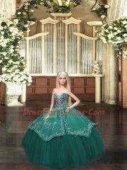 Artistic Sleeveless Lace Up Floor Length Embroidery Ball Gown Prom Dress