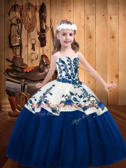 Embroidery Little Girl Pageant Dress Blue Lace Up Sleeveless Floor Length