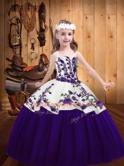 Tulle Sleeveless Floor Length Little Girls Pageant Gowns and Embroidery