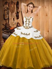 Pretty Ball Gowns Ball Gown Prom Dress Gold Strapless Tulle Sleeveless Floor Length Lace Up