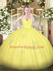Best Selling Yellow Ball Gowns Spaghetti Straps Sleeveless Tulle Floor Length Zipper Appliques Vestidos de Quinceanera