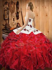 Gorgeous Floor Length Ball Gowns Sleeveless White And Red Quince Ball Gowns Lace Up
