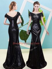 Fancy Sequined Scoop Cap Sleeves Zipper Sequins Homecoming Dress in Black