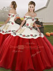 Ball Gowns Quinceanera Gowns White And Red Off The Shoulder Organza Sleeveless Floor Length Lace Up