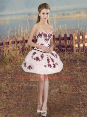 Hot Sale White And Red Sweetheart Lace Up Embroidery and Ruffles and Bowknot 15 Quinceanera Dress Sleeveless