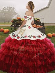 Off The Shoulder Sleeveless Vestidos de Quinceanera Floor Length Embroidery and Ruffled Layers White And Purple Organza