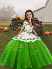 Top Selling Floor Length Lace Up Pageant Dresses Green and In with Embroidery
