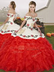 Modern White And Red Three Pieces Off The Shoulder Sleeveless Organza Floor Length Lace Up Embroidery and Ruffles Quinceanera Gowns