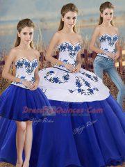 Affordable Three Pieces Quince Ball Gowns Royal Blue Sweetheart Tulle Sleeveless Floor Length Lace Up