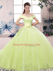 Romantic Yellow Green Ball Gowns Off The Shoulder Short Sleeves Tulle Floor Length Lace Up Lace and Hand Made Flower Quince Ball Gowns