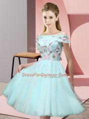 Hot Selling Aqua Blue Lace Up Dama Dress for Quinceanera Appliques Short Sleeves Knee Length