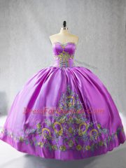 Customized Lilac Satin Lace Up Sweetheart Sleeveless 15 Quinceanera Dress Embroidery