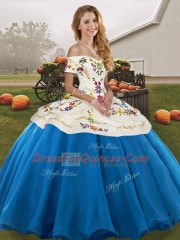 Hot Selling Blue And White Ball Gowns Tulle Off The Shoulder Sleeveless Embroidery Floor Length Lace Up Vestidos de Quinceanera