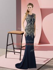 Sleeveless Sweep Train Appliques Zipper