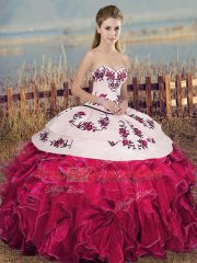 Sweet Sleeveless Embroidery and Ruffles and Bowknot Lace Up Quinceanera Gowns