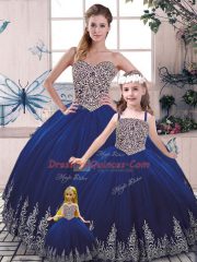 Customized Royal Blue Ball Gowns Scoop Sleeveless Tulle Floor Length Lace Up Beading and Appliques Quinceanera Gowns