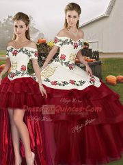 Top Selling Off The Shoulder Sleeveless Brush Train Lace Up Sweet 16 Quinceanera Dress Wine Red Tulle