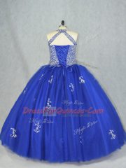 Eye-catching Halter Top Sleeveless Tulle Vestidos de Quinceanera Beading Lace Up