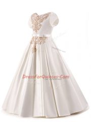 Latest White Satin Zipper Scoop Short Sleeves Floor Length Little Girls Pageant Dress Wholesale Appliques