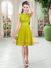 Knee Length Gold Prom Dresses Satin Sleeveless Lace