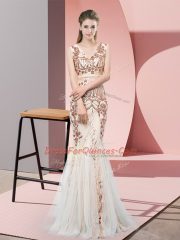 Decent Champagne Backless V-neck Sequins Homecoming Dress Tulle Sleeveless