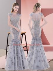 Custom Fit Beading and Lace and Hand Made Flower Prom Gown Grey Lace Up Cap Sleeves Floor Length