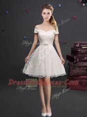 Elegant Off the Shoulder Sleeveless Lace Knee Length Lace Up Damas Dress in Champagne with Lace and Appliques