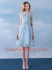 Nice Scoop Cap Sleeves Appliques and Belt Lace Up Dama Dress