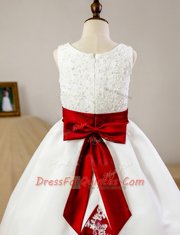 Scoop White Satin Zipper Toddler Flower Girl Dress Sleeveless Floor Length Lace and Appliques and Bowknot