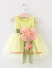 Delicate Scoop Sleeveless Zipper Knee Length Beading and Bowknot Flower Girl Dresses for Less