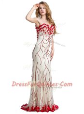 Romantic Scoop Sleeveless With Train Hand Made Flower Clasp Handle Prom Gown with White And Red Sweep Train