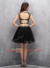 Scoop Sleeveless Beading Zipper Homecoming Dress